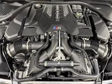BMW M8 Coupé M Competition ACC 360  Laser HK WLAN