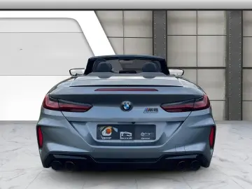 BMW M8 Cabrio Comp M Drivers B&W ACC 360 Camera