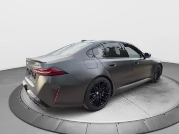 BMW M5 xDrive Competition Repairierte Unfallschaden
