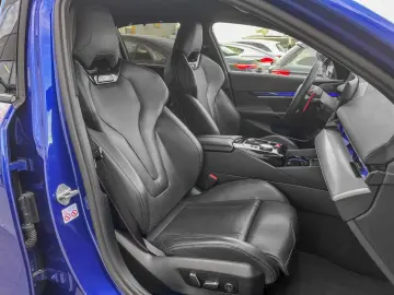 BMW M5 BMW M5 727 CH FACELIFT - M CARBON - BOWERS &