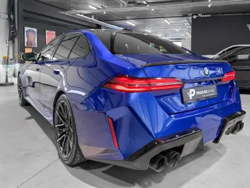 BMW M5 BMW M5 727 CH FACELIFT - M CARBON - BOWERS &