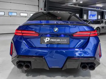 BMW M5 BMW M5 727 CH FACELIFT - M CARBON - BOWERS &
