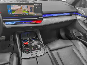 BMW M5 BMW M5 727 CH FACELIFT - M CARBON - BOWERS &
