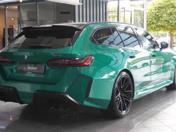 BMW M5  Touring xDrive DAProf. HUD Pano AHK Iconic
