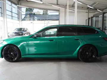 BMW M5  Touring xDrive DAProf. HUD Pano AHK Iconic