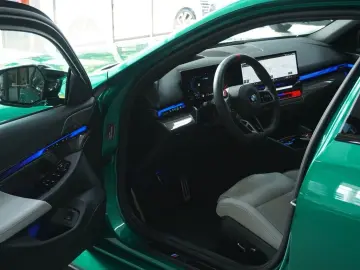 BMW M5  Touring xDrive DAProf. HUD Pano AHK Iconic