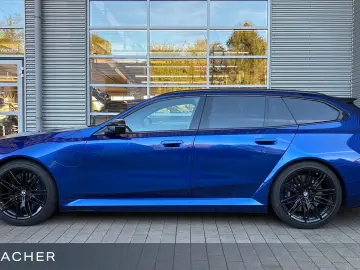 BMW M5 A Tou DAProf Leder HUD LKhz DAB Sitzbel.