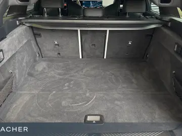 BMW M5 A Tou DAProf Leder HUD LKhz DAB Sitzbel.