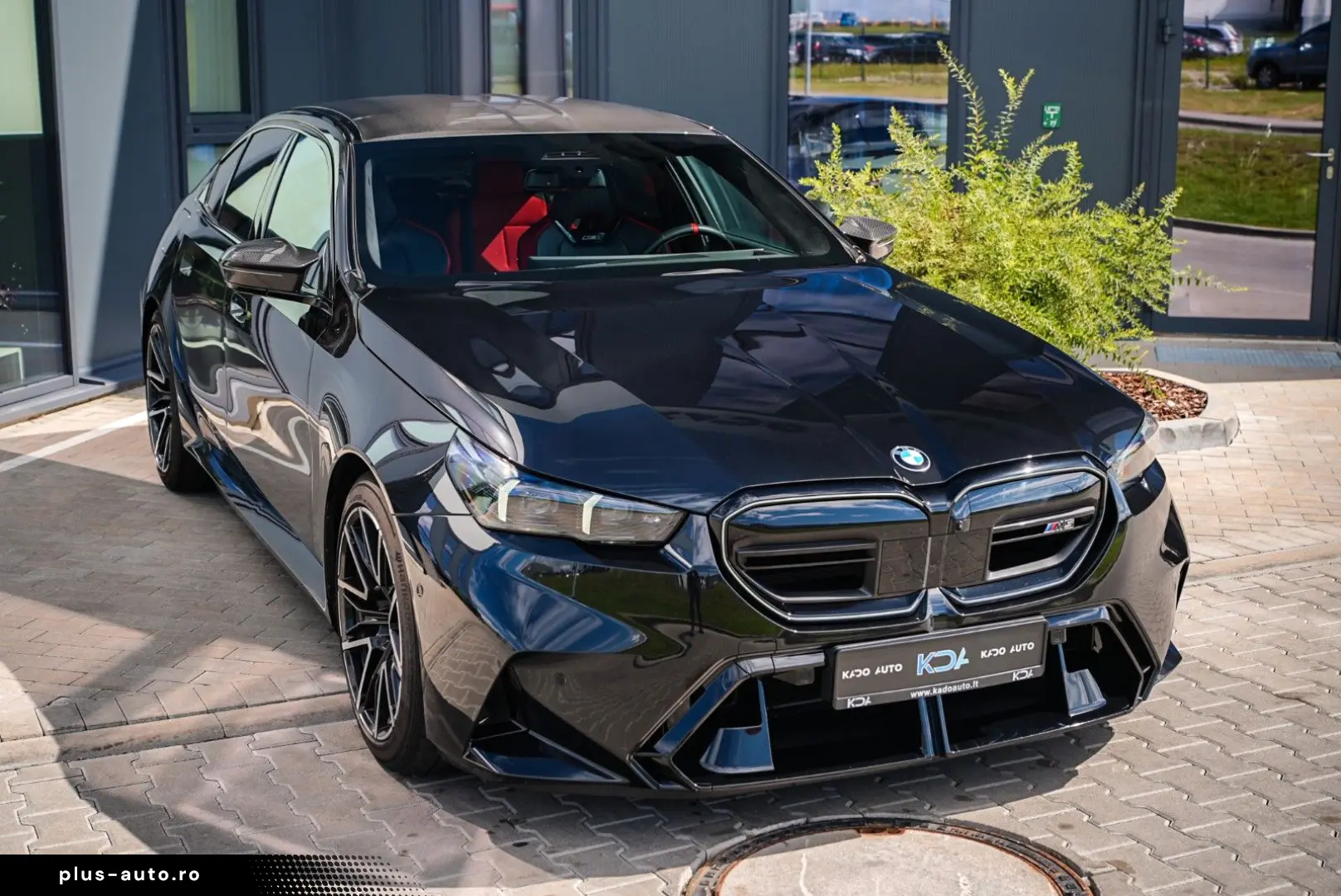 BMW M5 Limousine Basis