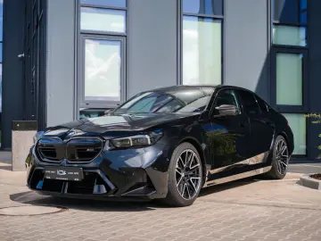 BMW M5 Limousine Basis