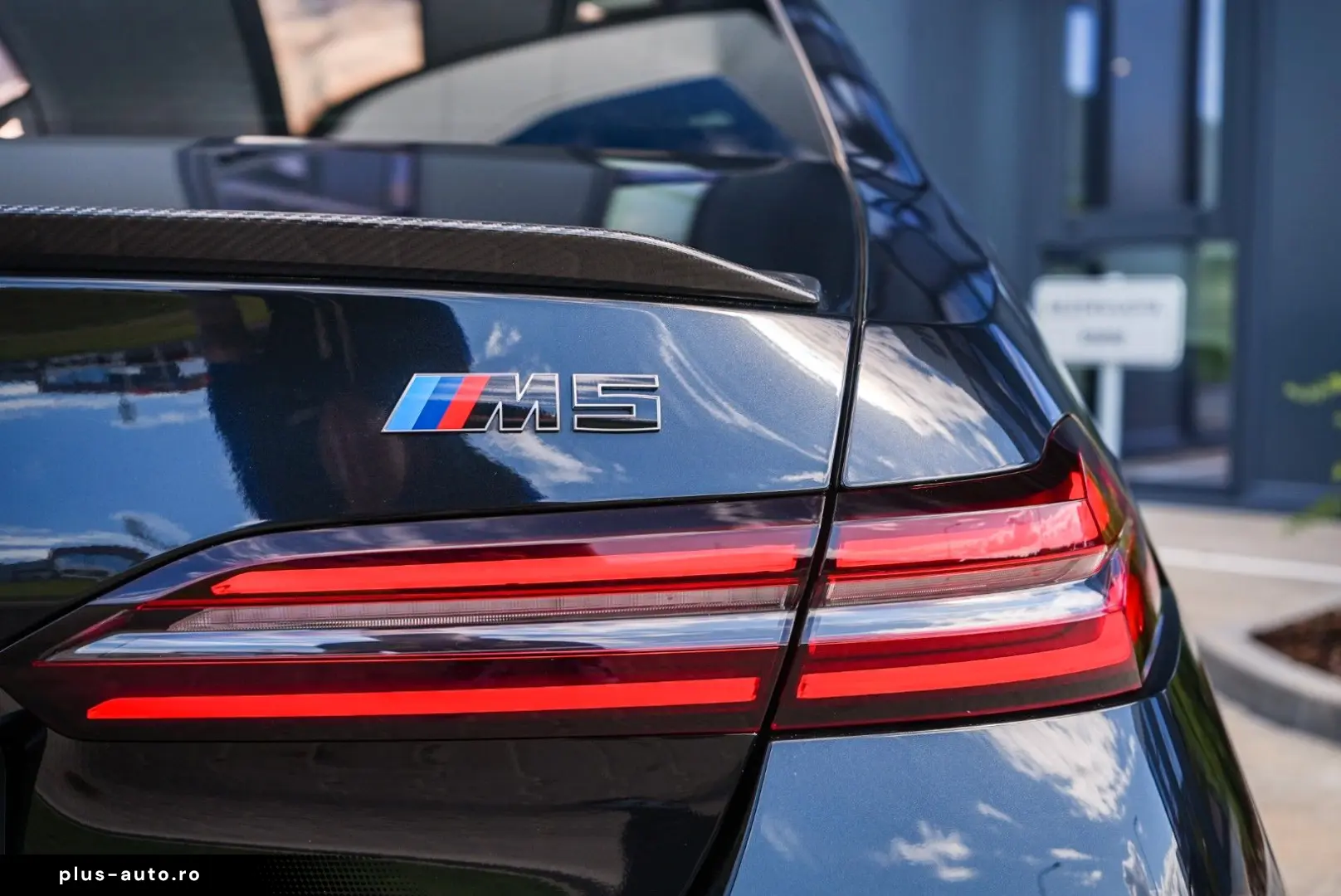 BMW M5 Limousine Basis