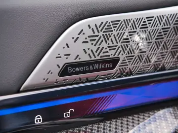 BMW M5 Limousine Basis
