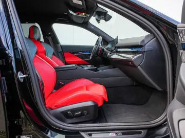 BMW M5 Limousine Basis