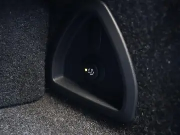 BMW M5 Sedan   High Executive   Driving Assistant Pr