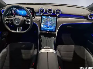 MERCEDES-BENZ CLE 300 4M AMG Coupé Pano Digital-Light 360