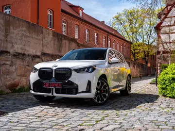 BMW X3 20dxDrive MSportPRO PANO GLOW AHK 360 H&K 1.H