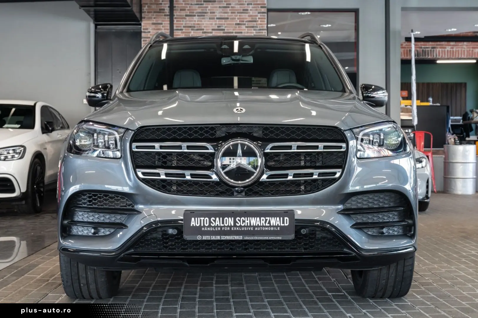 MERCEDES-BENZ GLS 580 4M AMG LINE 7-SITZER PANO STDHZ AHK