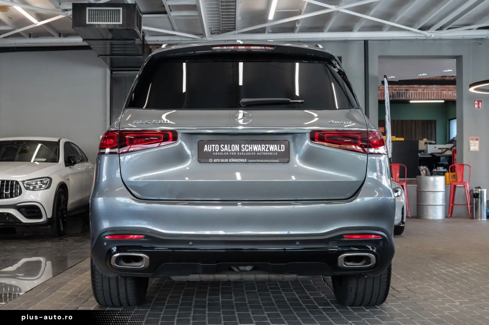 MERCEDES-BENZ GLS 580 4M AMG LINE 7-SITZER PANO STDHZ AHK