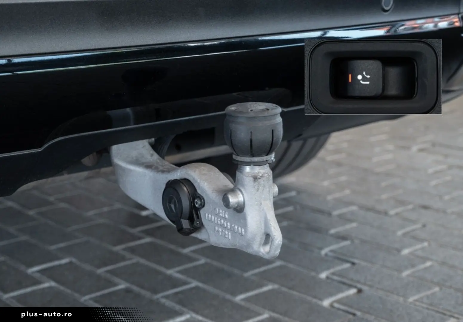 MERCEDES-BENZ GLS 580 4M AMG LINE 7-SITZER PANO STDHZ AHK