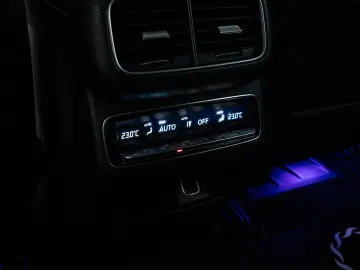 MERCEDES-BENZ GLS 580 4M AMG LINE 7-SITZER PANO STDHZ AHK