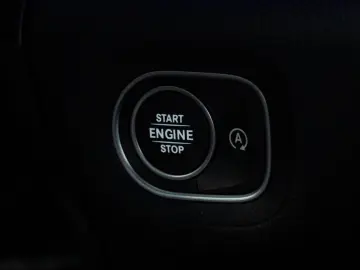 MERCEDES-BENZ GLS 580 4M AMG LINE 7-SITZER PANO STDHZ AHK