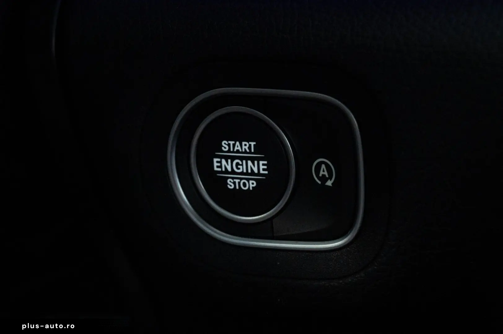 MERCEDES-BENZ GLS 580 4M AMG LINE 7-SITZER PANO STDHZ AHK