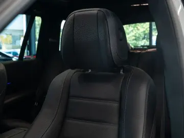 MERCEDES-BENZ GLS 580 4M AMG LINE 7-SITZER PANO STDHZ AHK