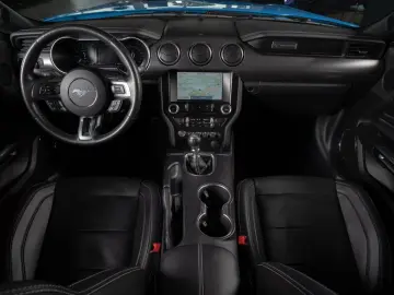 FORD Mustang GT 5.0 Ti-VCT V8 Fastback   PREMIUM2 SYN