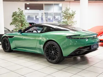 ASTON MARTIN DB12 - VAT - Q Paint - Bowers - 360