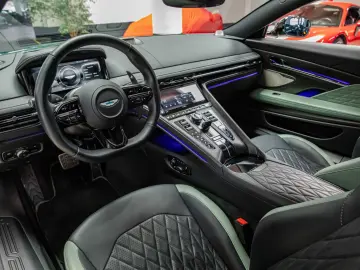 ASTON MARTIN DB12 - VAT - Q Paint - Bowers - 360