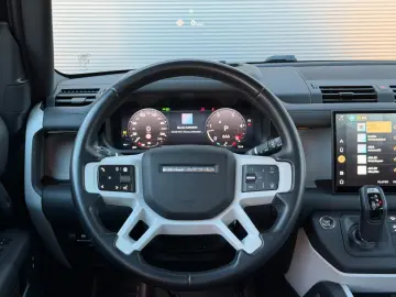 LAND ROVER Defender 110 D300 HSE X-Dynamic Pano AHK HUD
