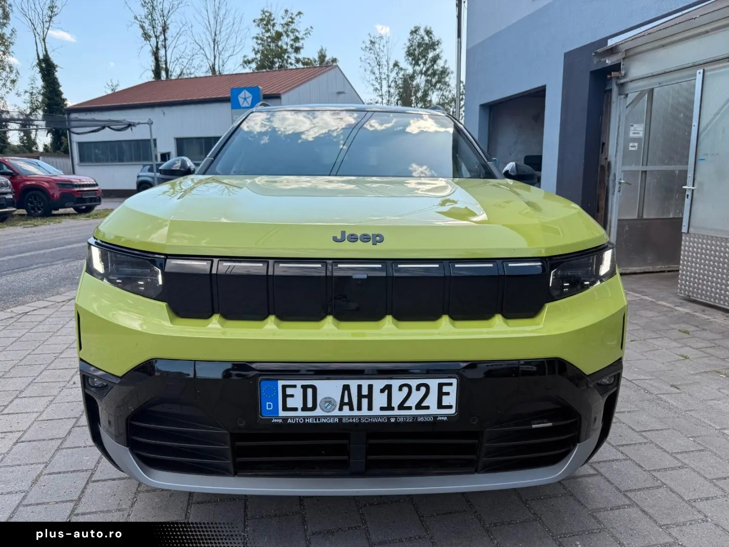JEEP Compass BEV Summit Panorama