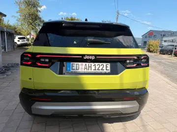 JEEP Compass BEV Summit Panorama