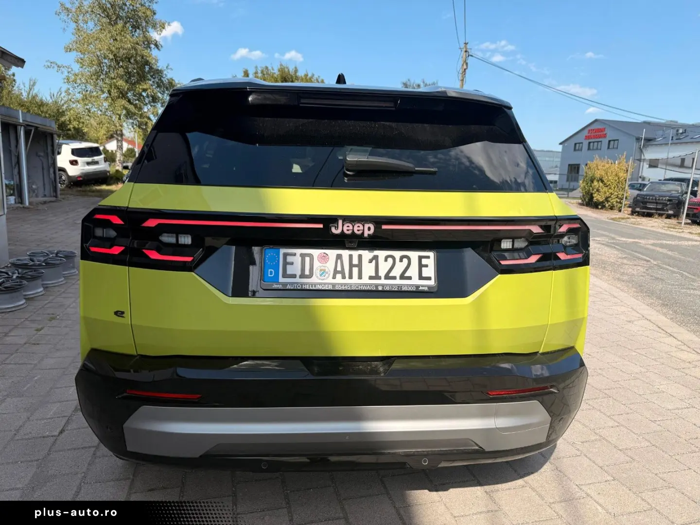 JEEP Compass BEV Summit Panorama