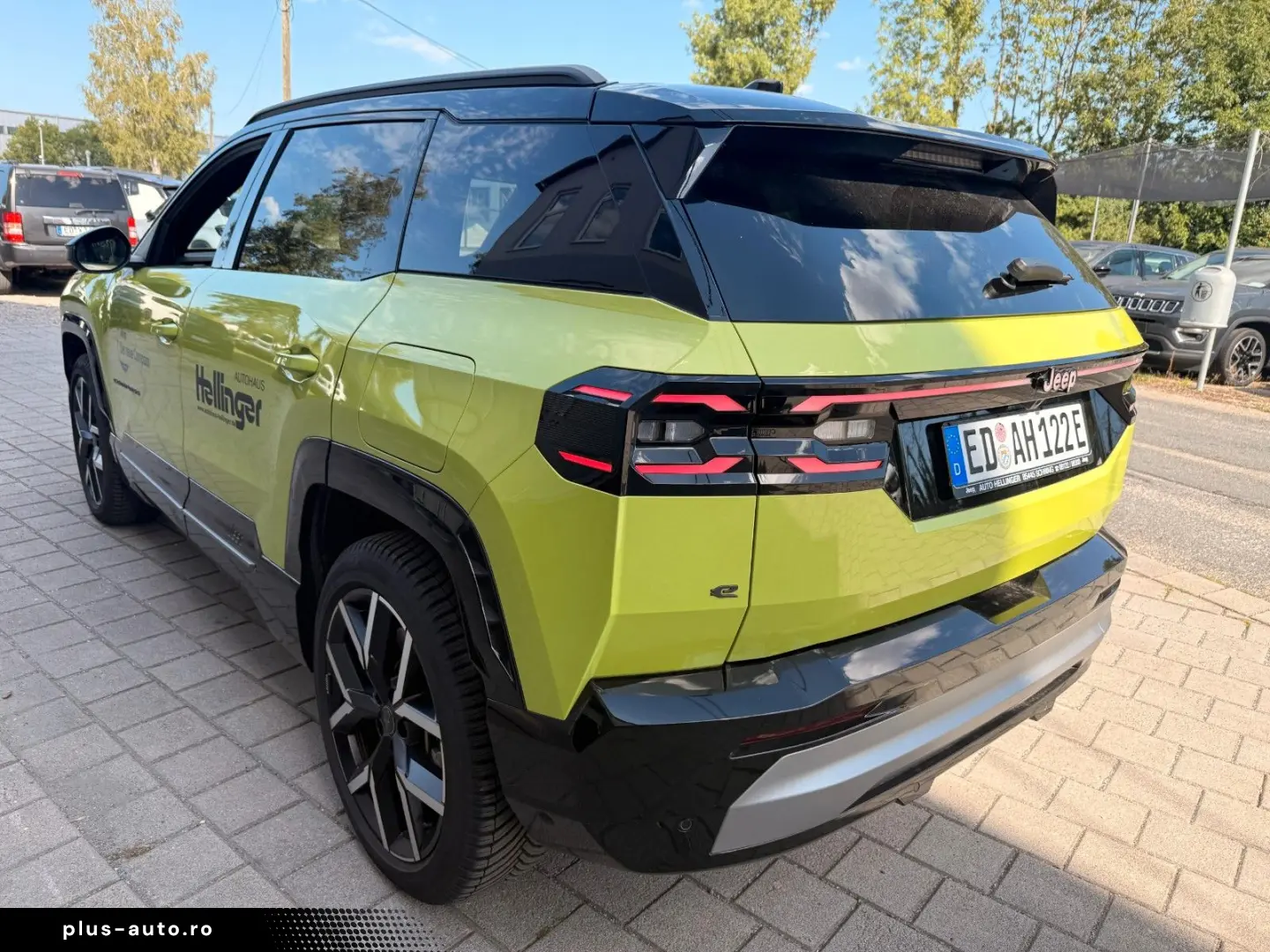 JEEP Compass BEV Summit Panorama