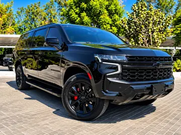 CHEVROLET BLACK-360 -NAVI-STERNHIMMEL-AHK-8SITZER-4X4-V8-