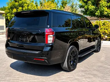 CHEVROLET BLACK-360 -NAVI-STERNHIMMEL-AHK-8SITZER-4X4-V8-