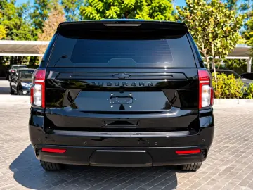 CHEVROLET BLACK-360 -NAVI-STERNHIMMEL-AHK-8SITZER-4X4-V8-