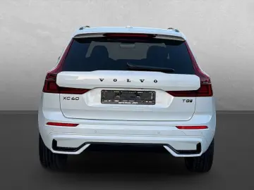 VOLVO XC60 T8 Plus Black Edition  TAGESZULASSUNG