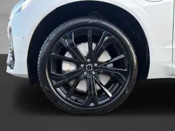 VOLVO XC60 T8 Plus Black Edition  TAGESZULASSUNG