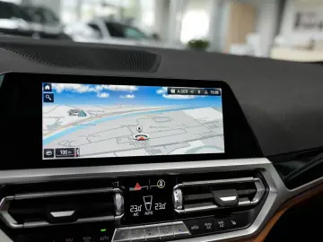 BMW M440 ix Coupe 19LM M-Sitze Glasdach Memory