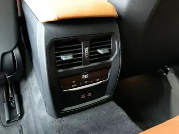 BMW M440 ix Coupe 19LM M-Sitze Glasdach Memory