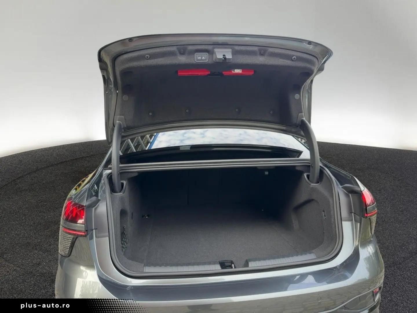 AUDI A6 în leasing operațional MOOV