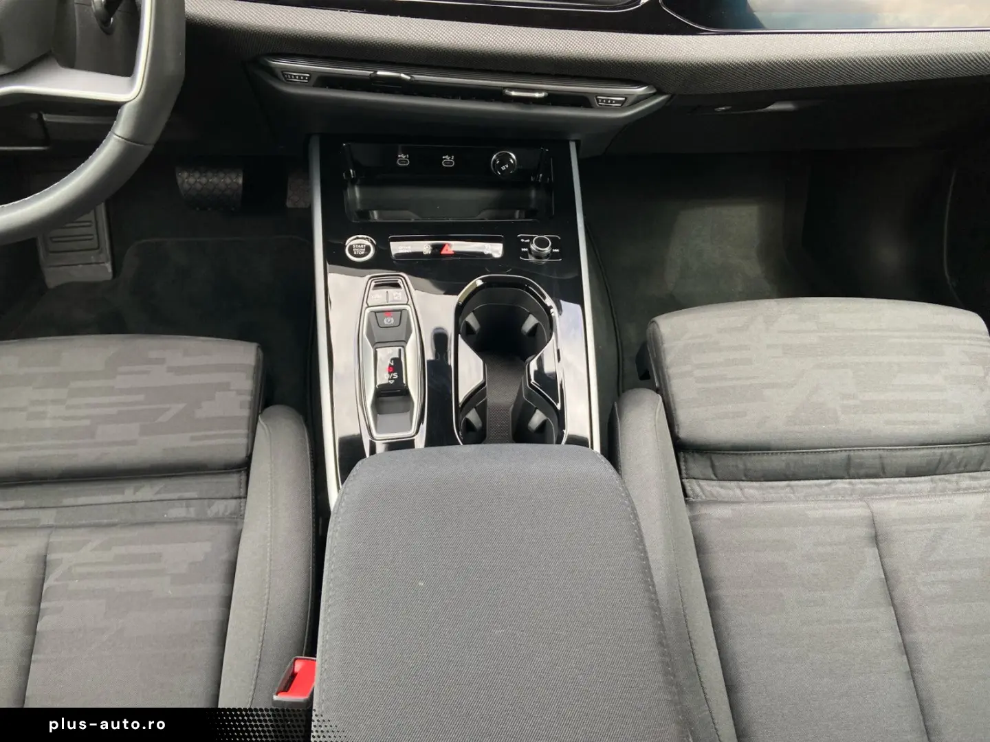 AUDI A6 Limousine TFSI S-trc S-Line AHK Matrix 360