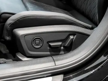 AUDI A6 Limousine e-hybrid quattro s tronic TECH PLUS
