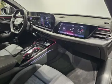 AUDI A6 Lim. e Hybrid S Line Compe.Pano Soft B&O Luft