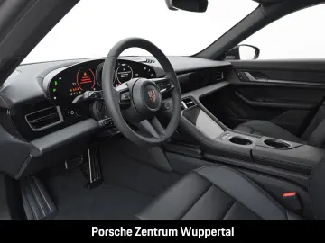 PORSCHE Taycan BOSE Luftfederung Rückfahrkamera LED