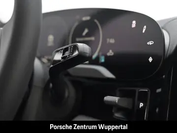 PORSCHE Taycan BOSE Luftfederung Rückfahrkamera LED