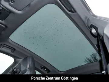 PORSCHE Taycan BOSE Performancebatterie  LED-Matrix BOSE