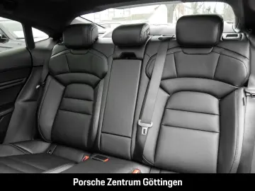 PORSCHE Taycan BOSE Performancebatterie  LED-Matrix BOSE